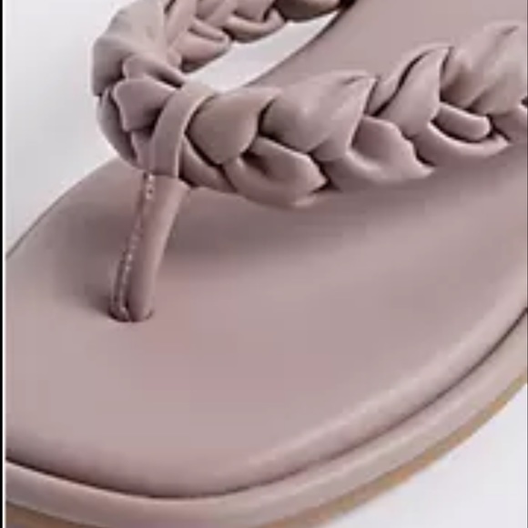 Torrid Flip Flops - Picture 3 of 4